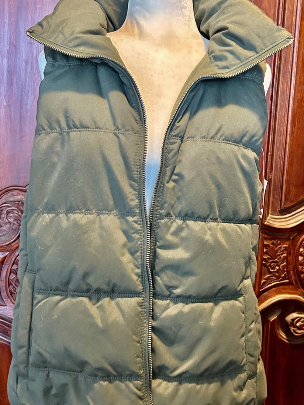 Old Navy Olive Green Quilted Puffer Vest